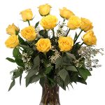 dozen yellow roses flower arrangement ro90819.300